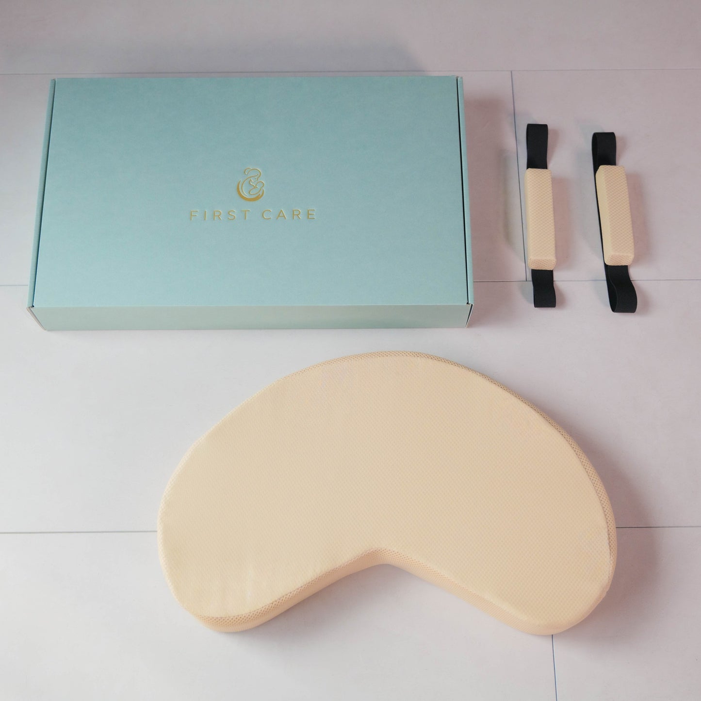 FIRST CARE セット内容（本体・調整パッド・パッケージ）